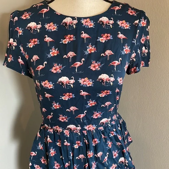 OASIS flamingo dress 🦩🦩🦩 - Picture 2 of 8